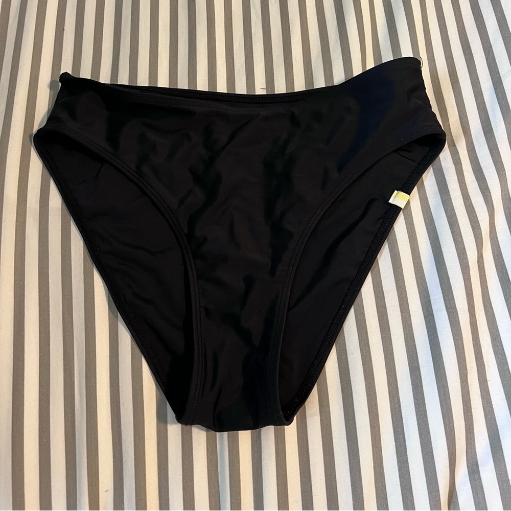Summersalt The High Leg Mid Rise Bikini Bottom - Picture 5 of 8
